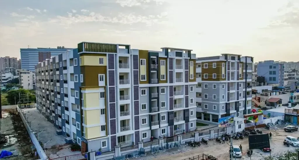 Endeco Lakeview Apartments
