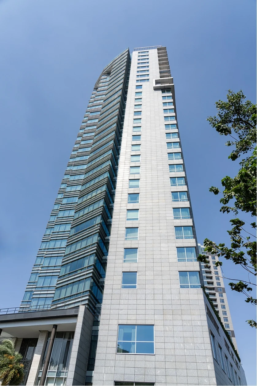 Four Season Private Residence at Embassy One