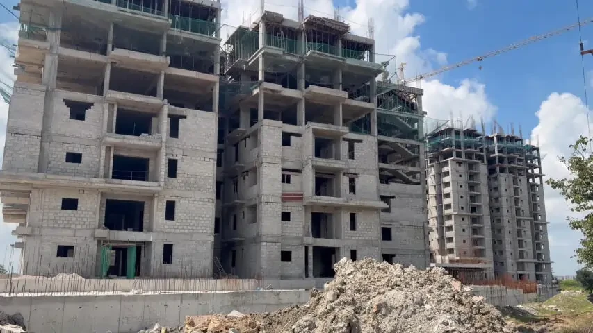 Hallmark Hampton Pinnacle