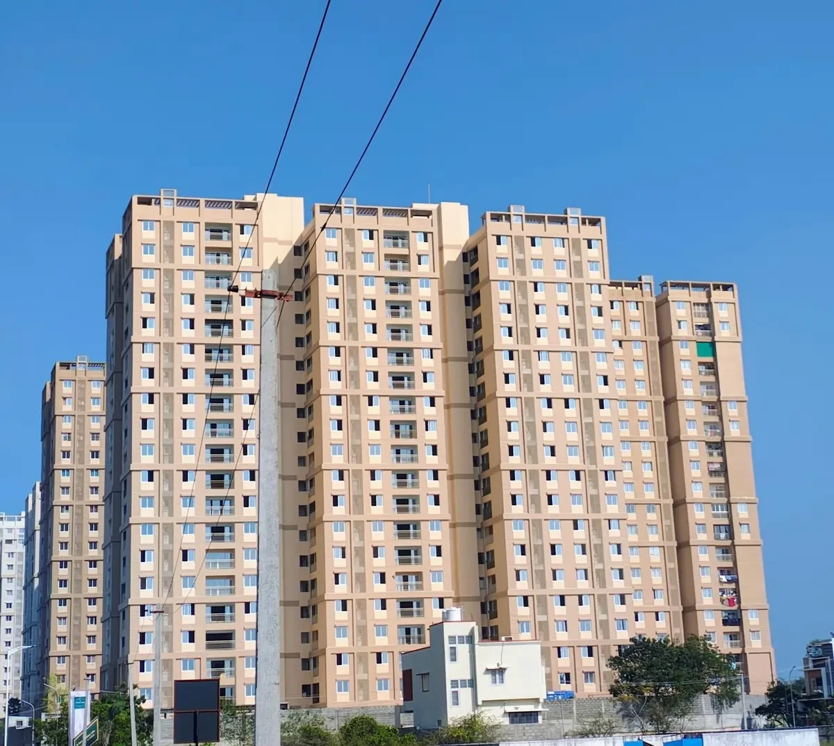 Pacifica Aurum Pride Towers