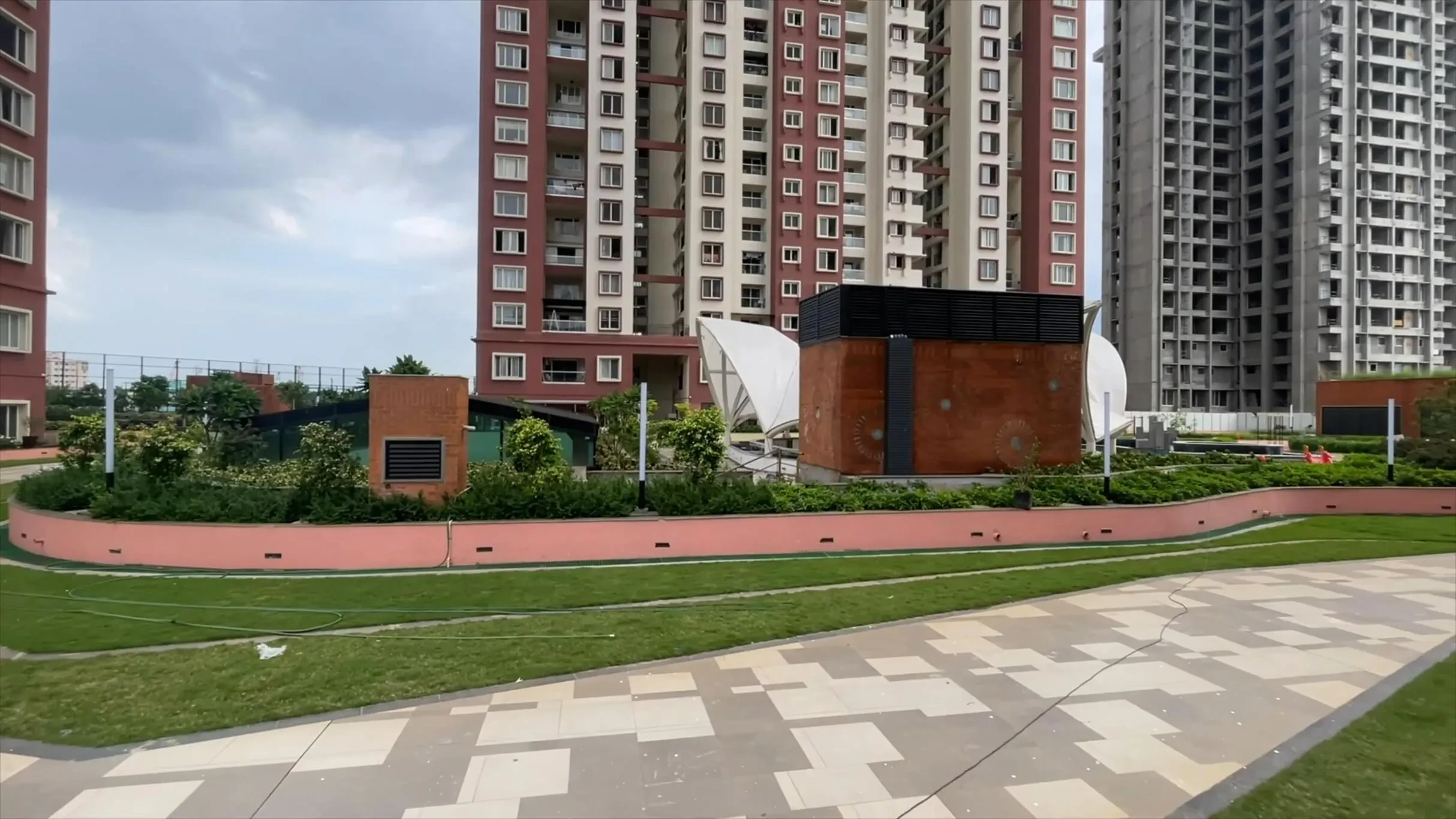 SPR Binny Sky Tower 1